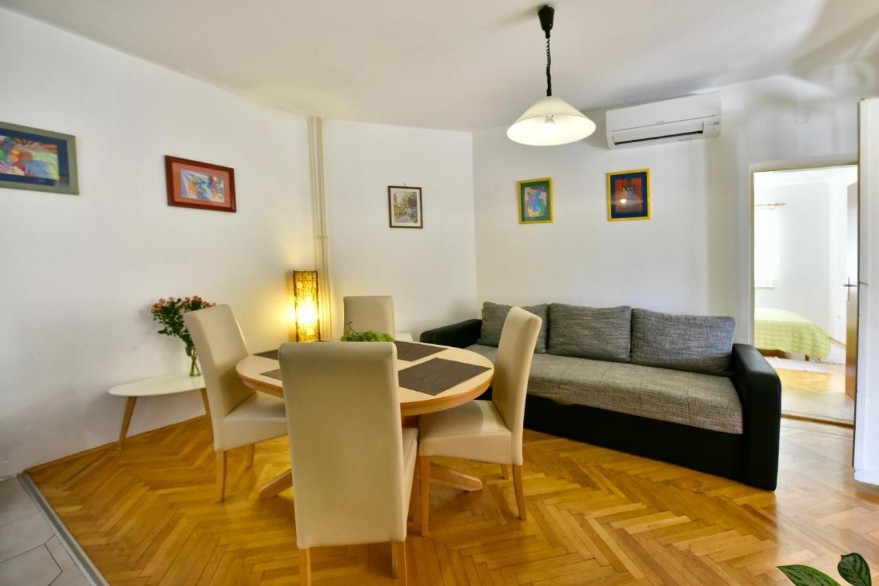 Apartment Nikola Poreč Exterior foto